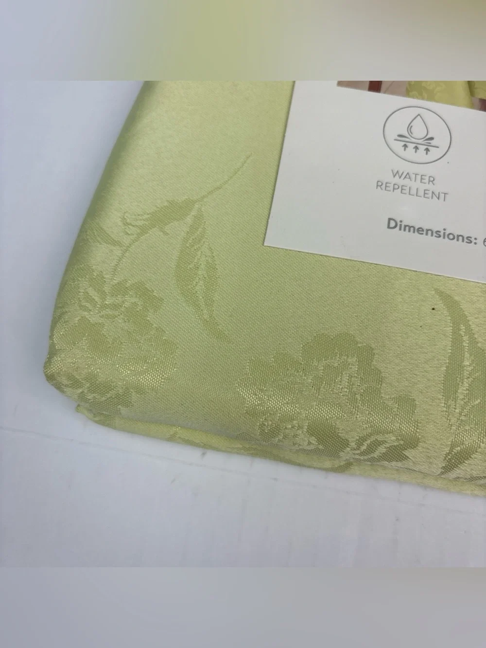 Kirkton House Tablecloth Green Floral Premium Jacquard 60x84 Oblong Water Resist